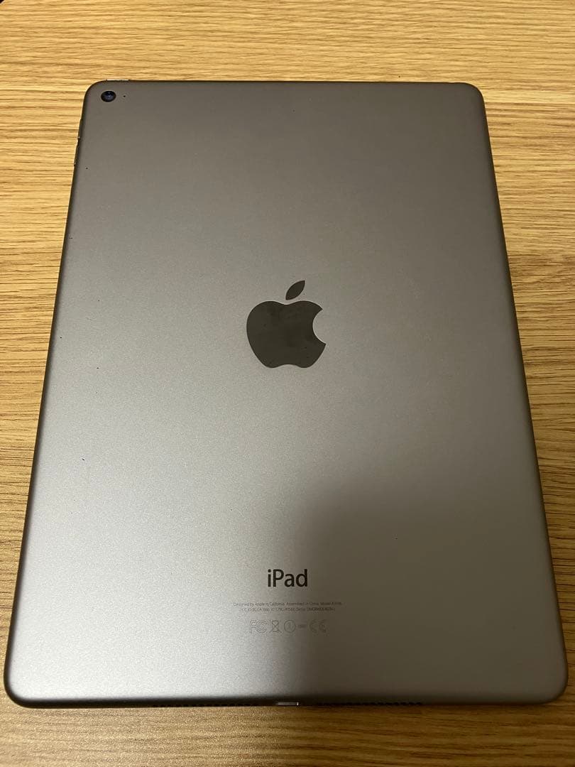 iPad Air 2 Wi-Fiモデル 16GB スペースグレイ A1566