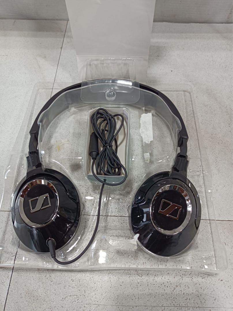 八7112【未使用品】SENNHEISER ヘッドフォン HD 228
