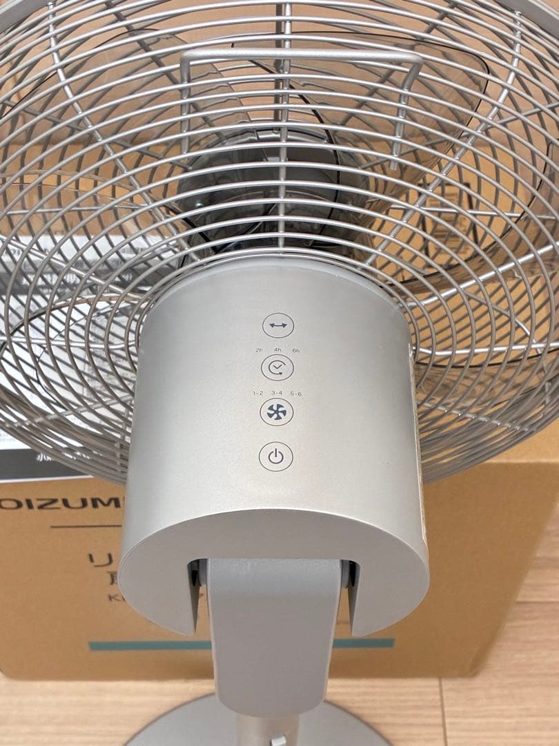 ほぼ新品　金属製 小泉 DCモーター搭載リビング扇風機 KLF-3037/S