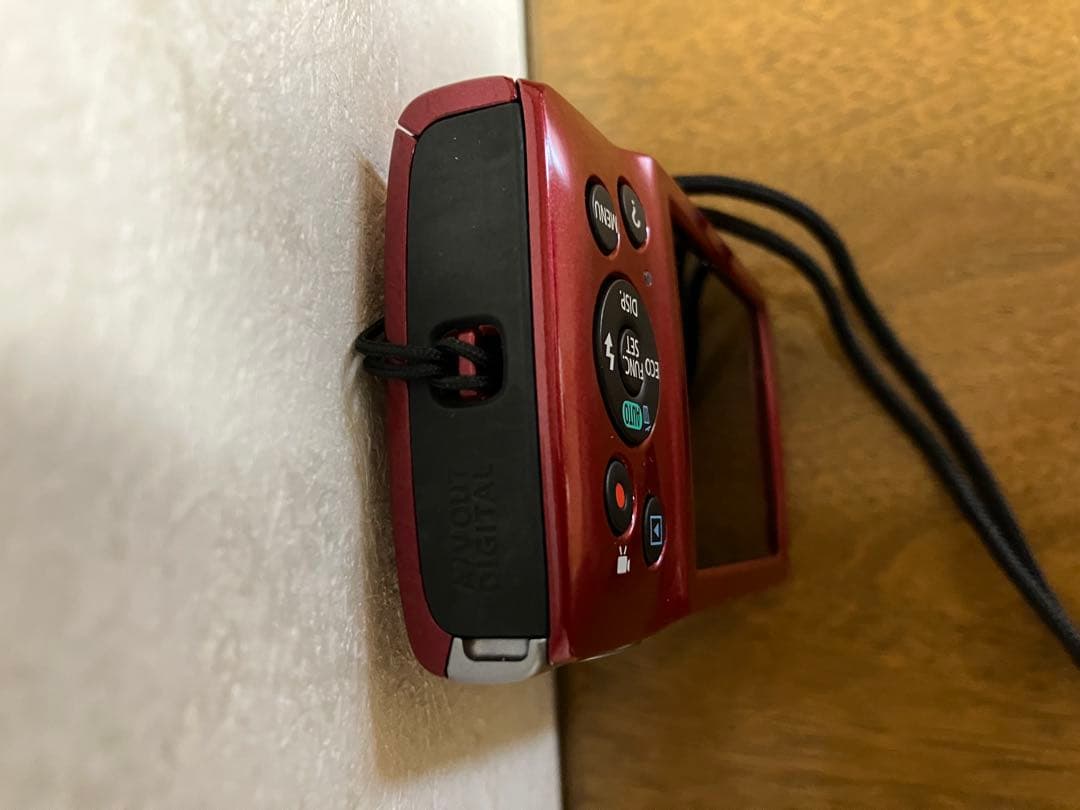 Canon IXY 120 レッド 本体と付属品