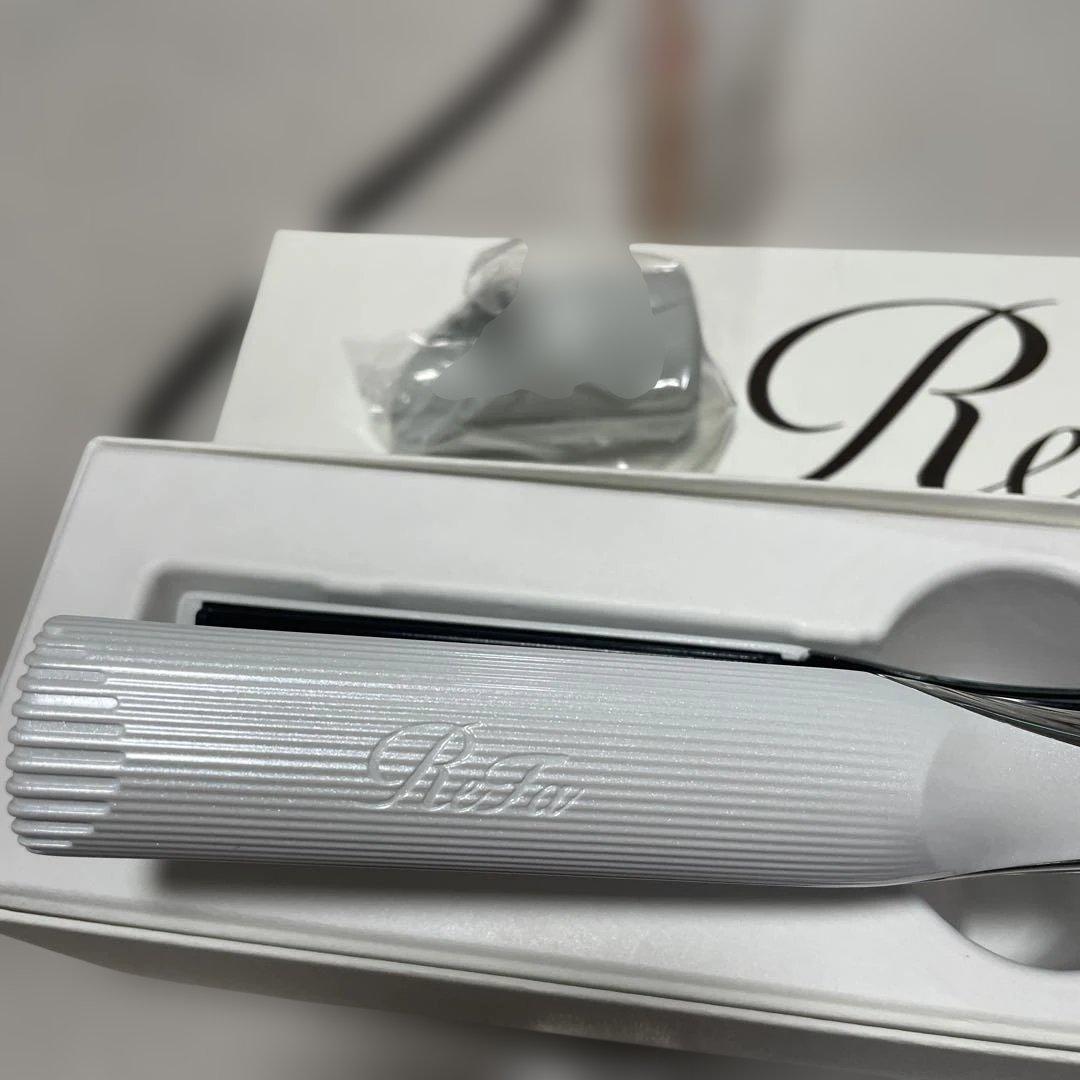 【極美品・箱付】ReFa ストレートアイロン RE-AC02A 正規品