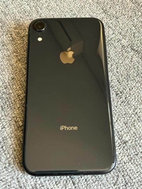 Apple iPhone XR 　64G　ブラック