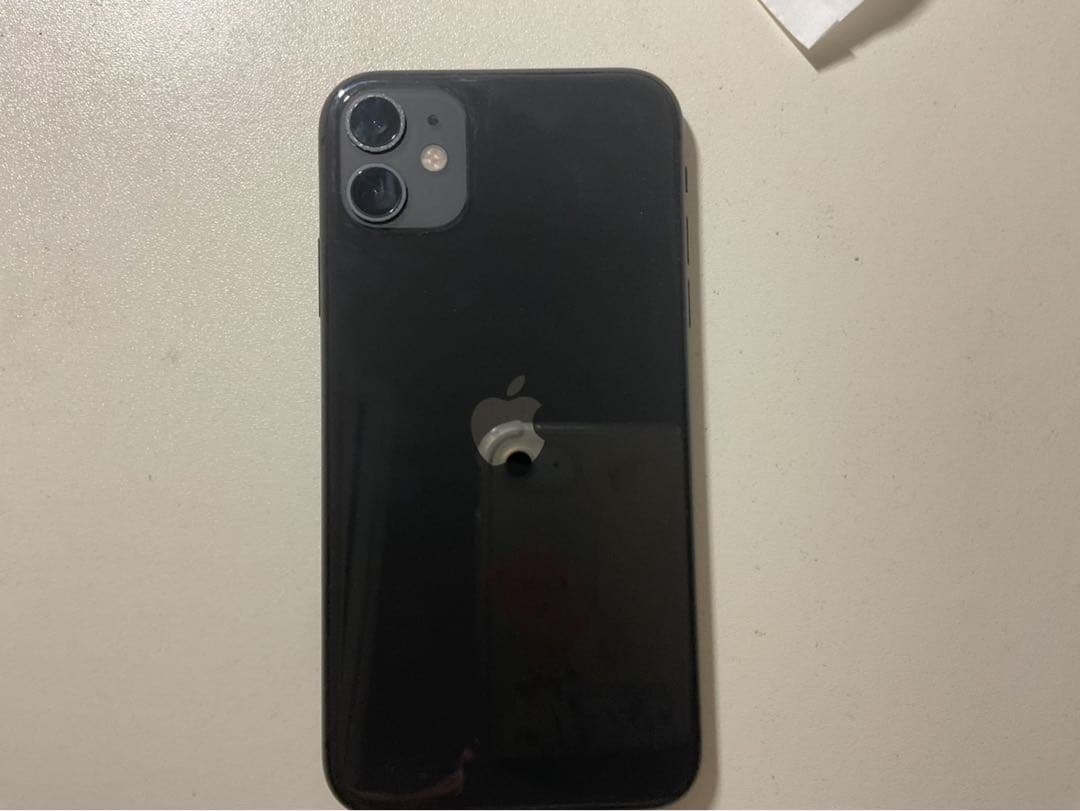 Apple iPhone 11 ブラック 本体　64G