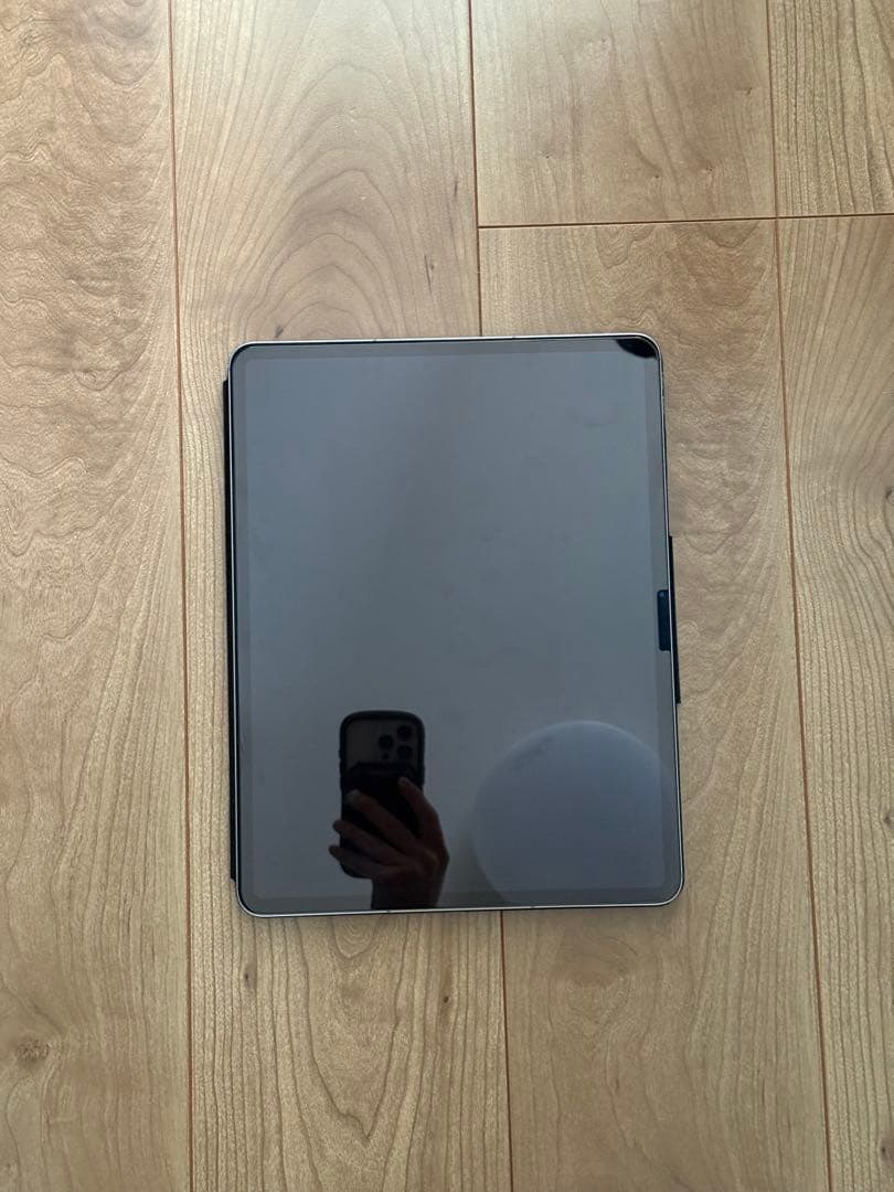 iPad Air M2 Cellular 13インチ　＋ PITAKAケース