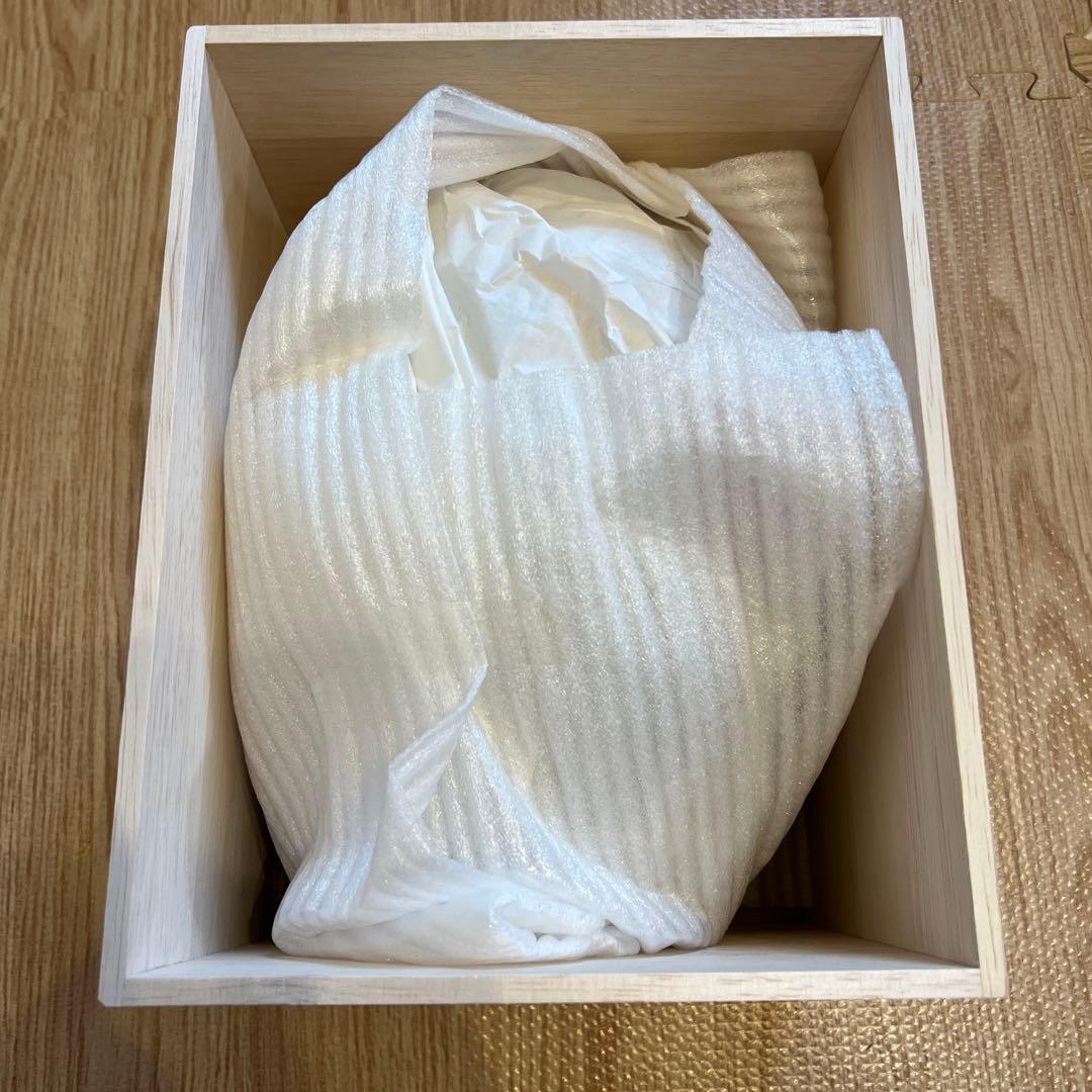 九谷焼　九谷良則作　飾壺　鯉滝登り　縁起物　商売繁盛　出世　お祝い　桐箱入り