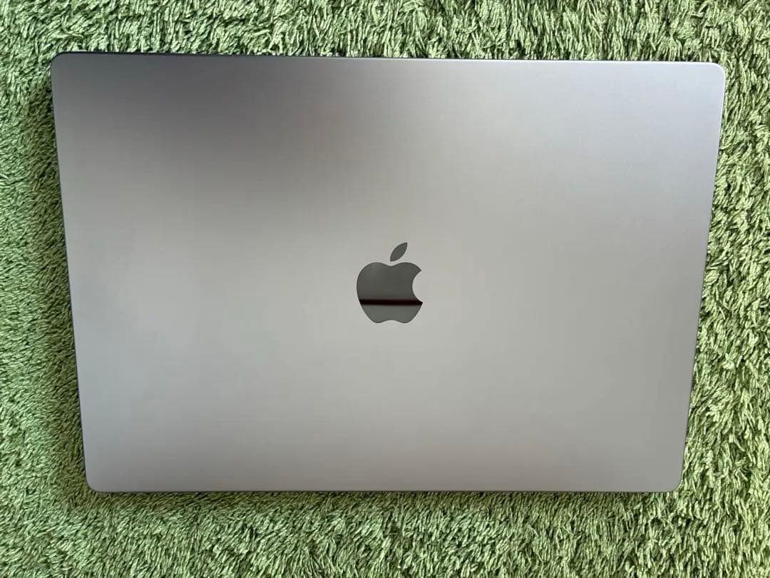 Apple MacBook Pro (16インチ, 2021) 画面割れ
