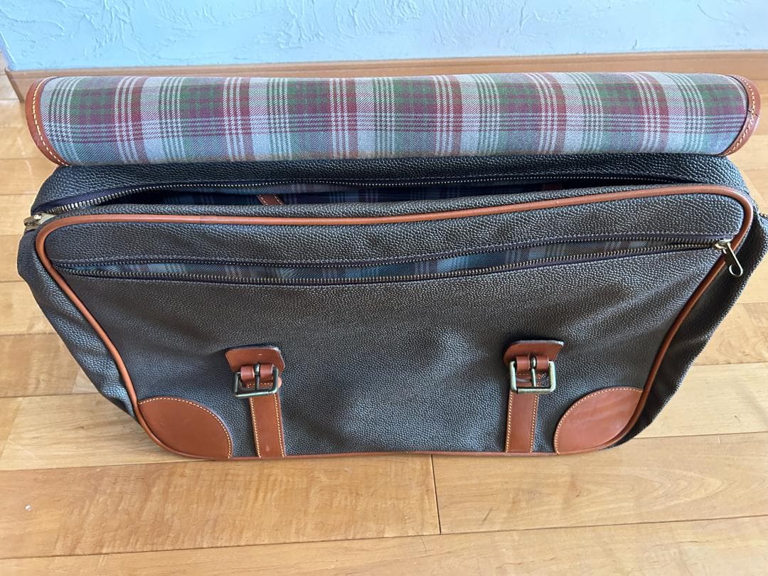 【値下げ】　Mulberryマルベリー　シボ革　レザー　トラベルバックイタリア製