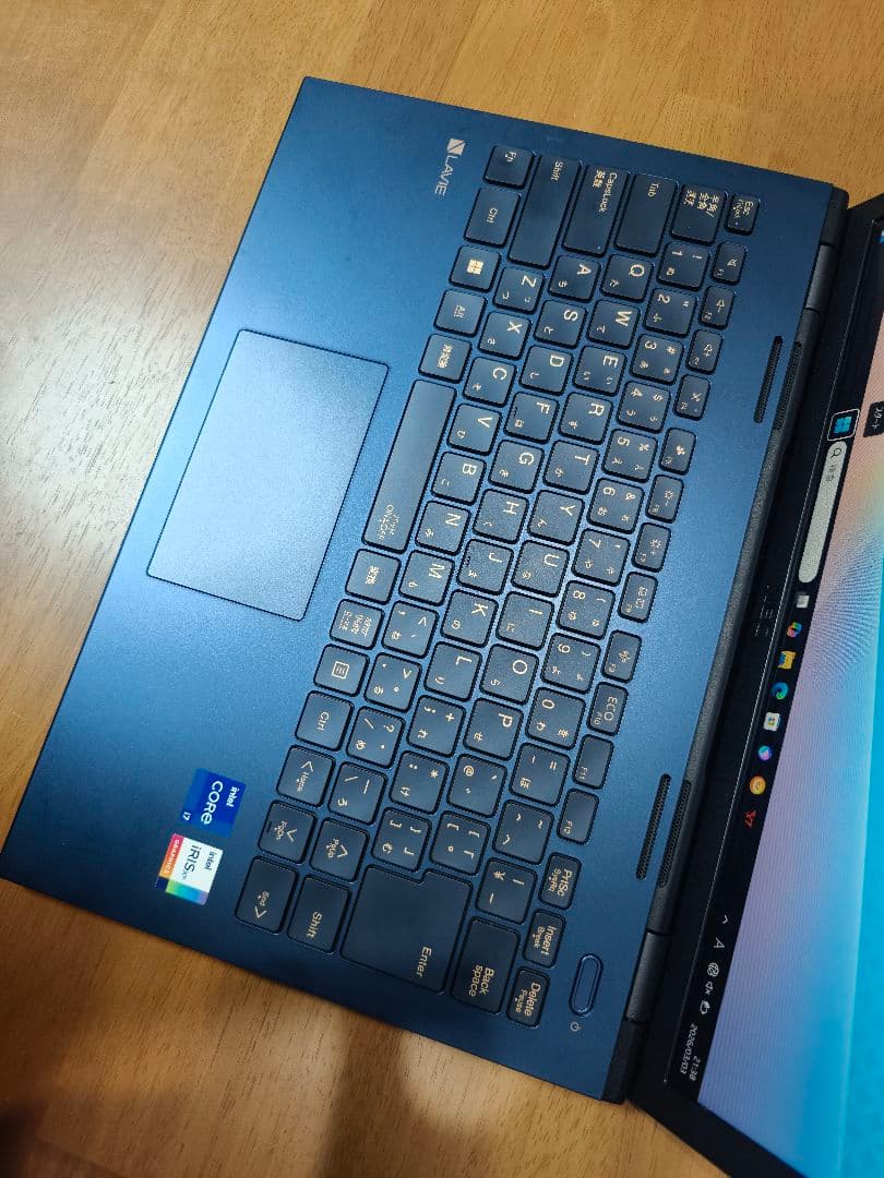 【美品】NEC LAVIE N1475/G i7 16 512