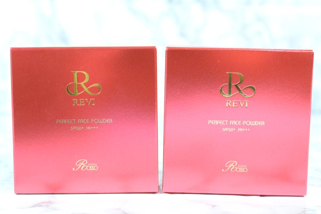 ♡① REVI ルヴィ パーフェクト フェイスパウダー （プレスト） 2点セット