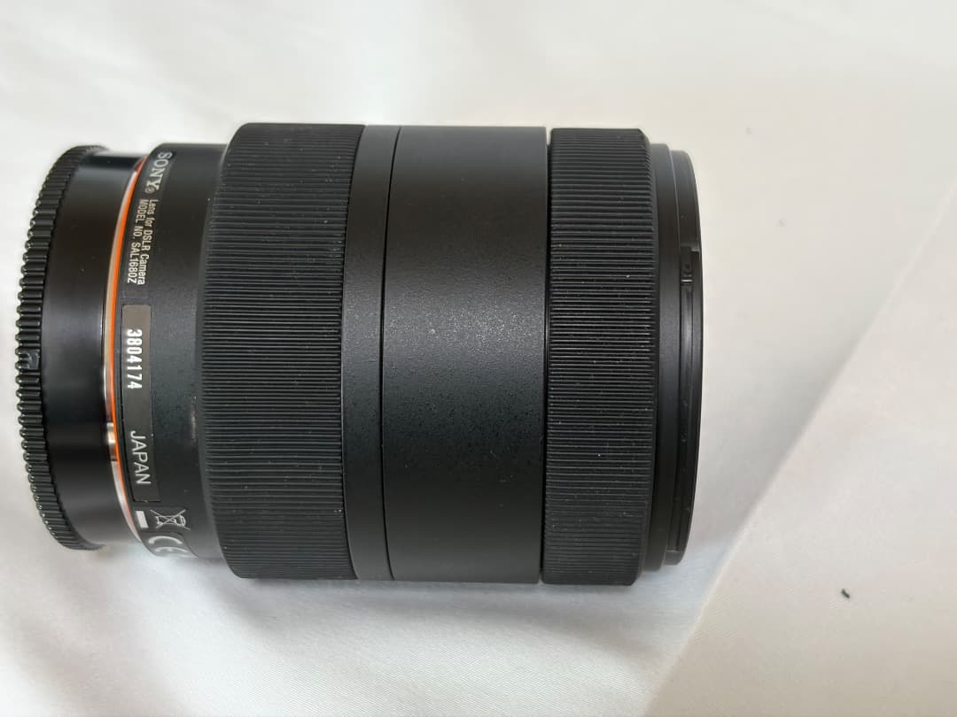 α700とCarl Zeiss DT 3.5-4.5/16-80ZAのセット