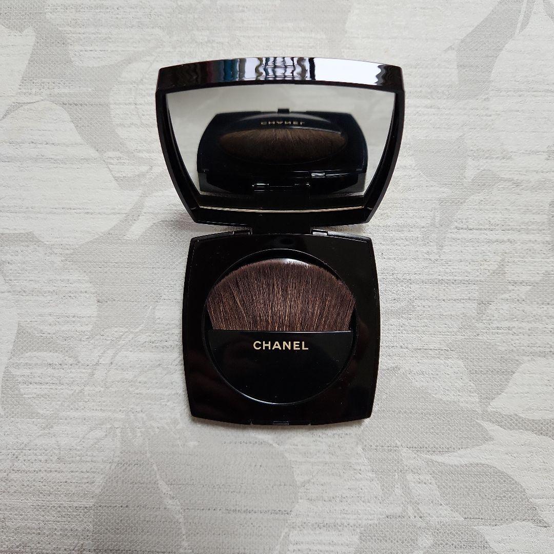 CHANEL レ ベージュ ヘルシーグロウ パウダー B10 箱有