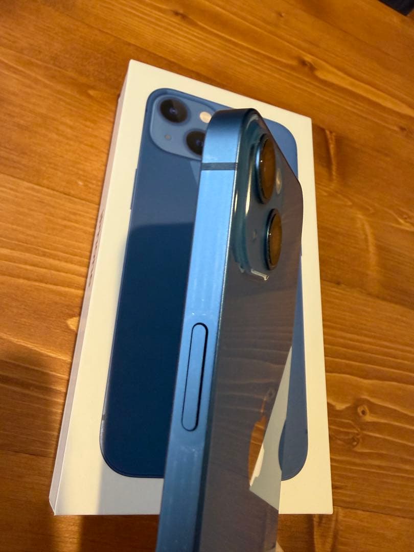 iPhone 13 ブルー 256GB　箱あり　バッテリー78％　動作良好