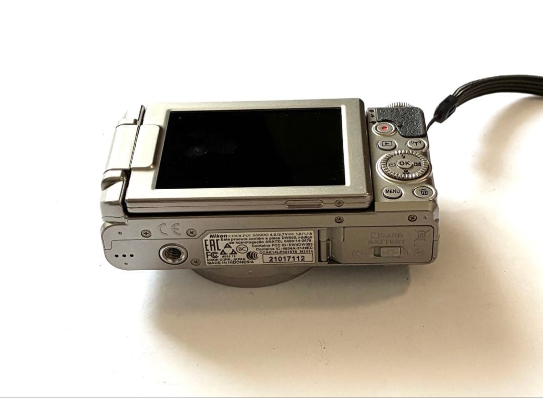 COOLPIX S9900 コンパクトデジタルカメラ 美品