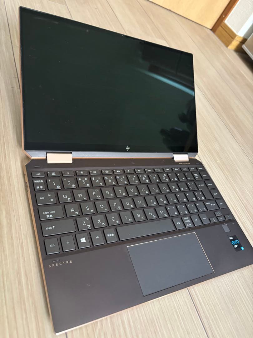 HP Spectre x360 2in1デザイン　13-aw2139TU