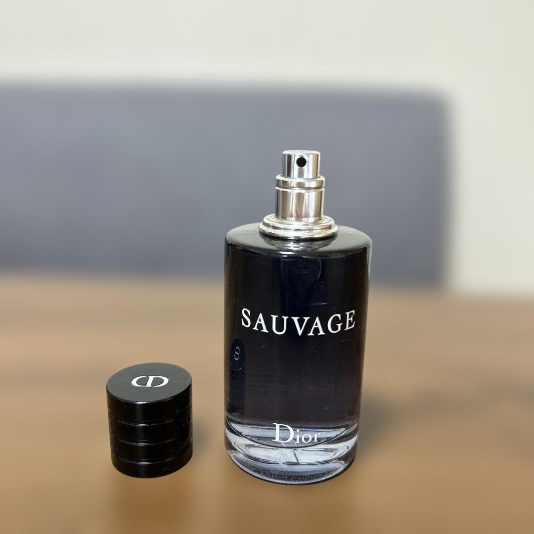 Dior Sauvage 男性用香水　ソバージュ　100ml