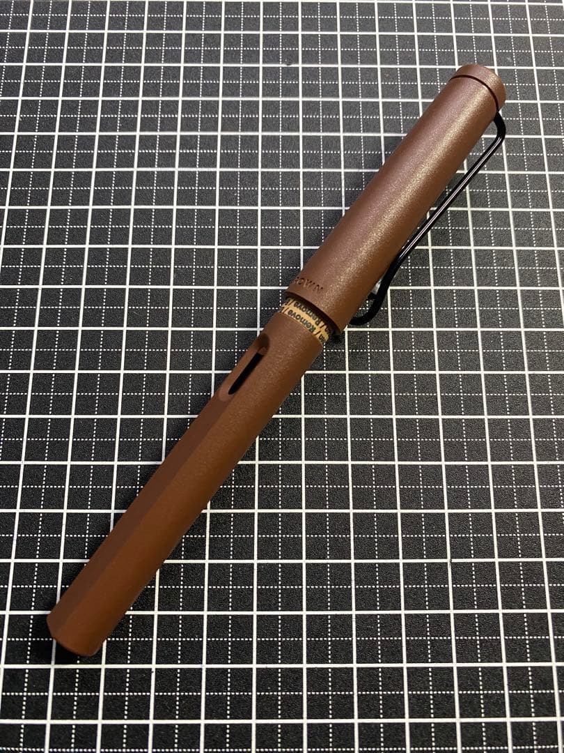 LAMY Safari LINE FRIENDS 万年筆　字幅EF