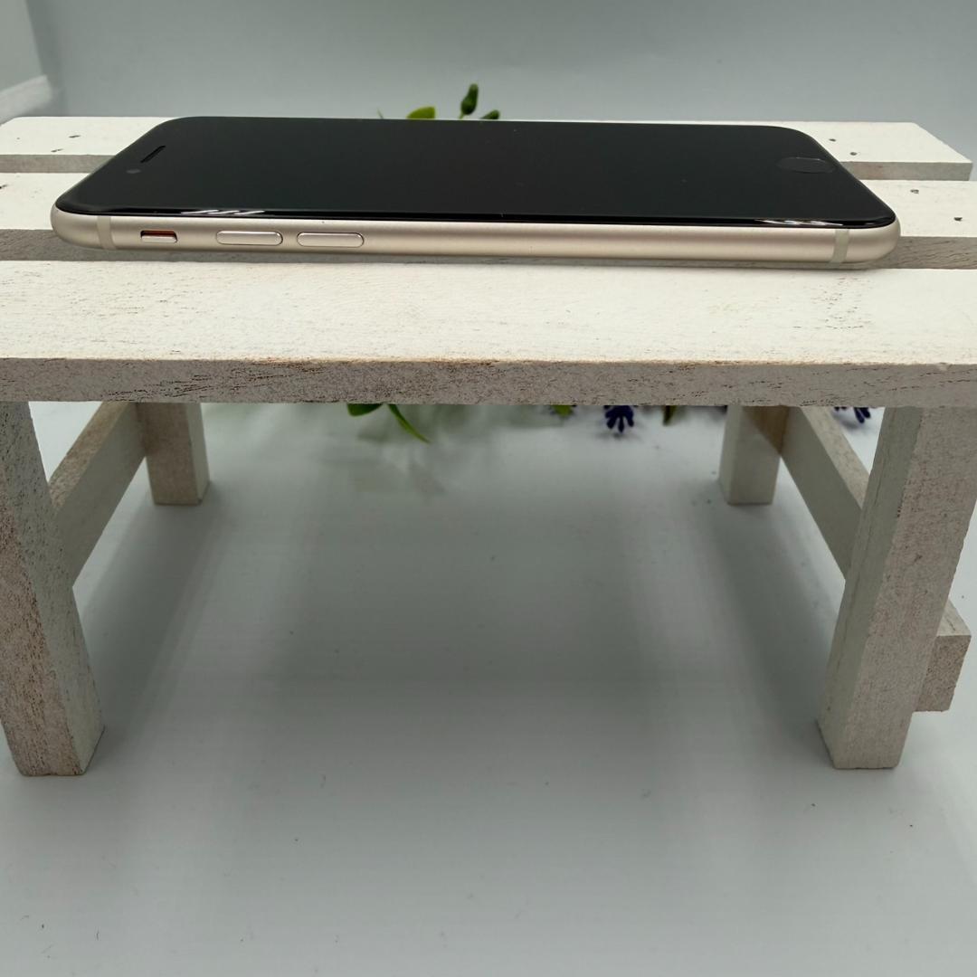 iPhone SE第3世代 64GB スターライト 452