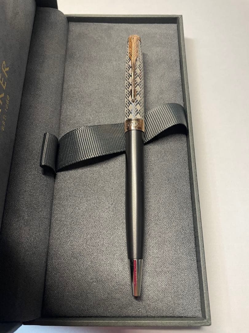 試筆のみ　Parker ボールペン ソネット　プレミアム　メタル&グレイPGT