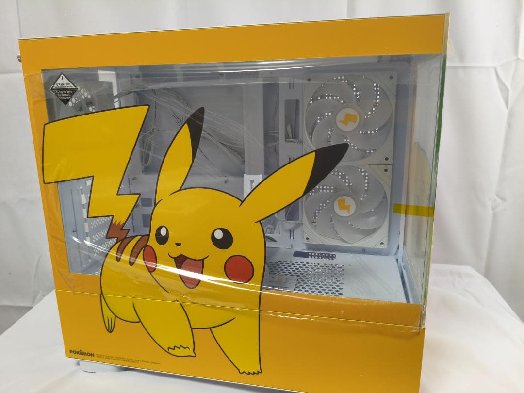 ピカチュウ　PCケース　ポケモン公式　韓国限定　未使用品