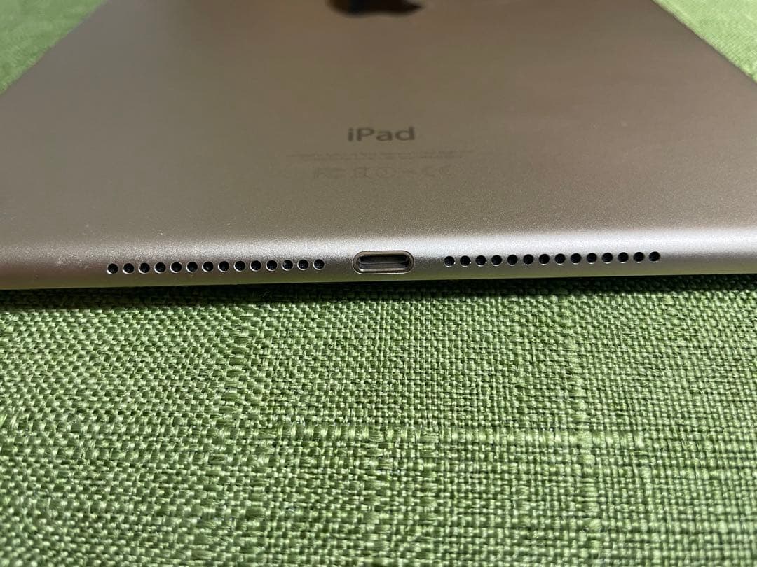 【美品】iPad Air2 16G ゴールド