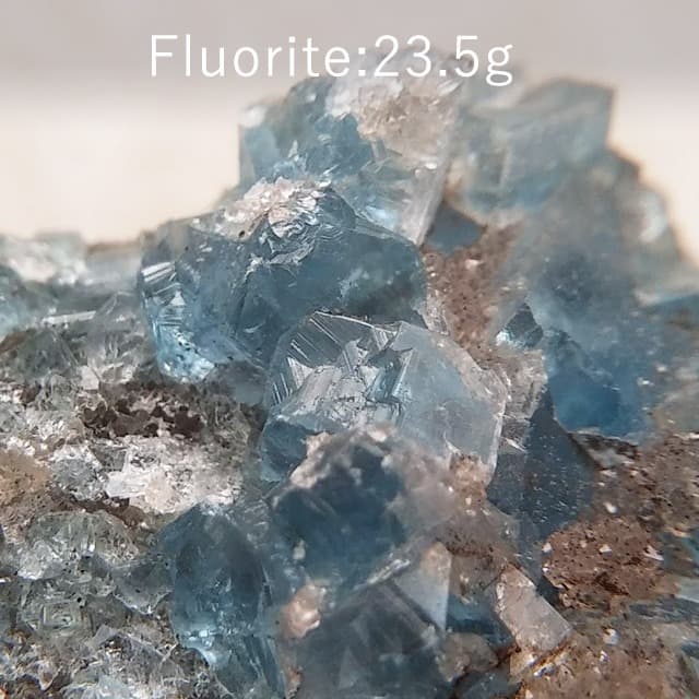 23.5g　ブルーフローライト　母岩付き　鉱物標本　フローライト