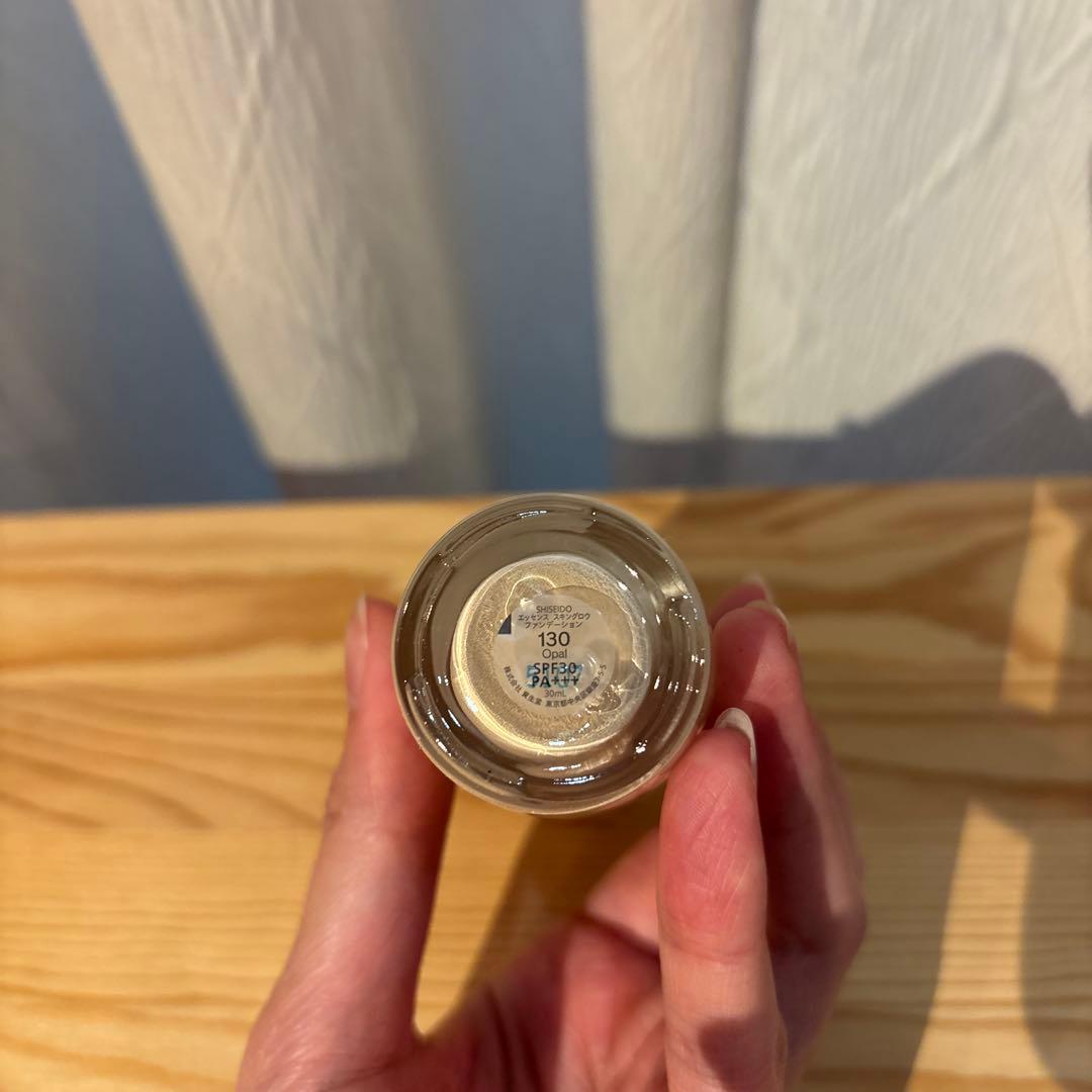 エッセンス スキングロウ ファンデーション 30ml 130 Opal