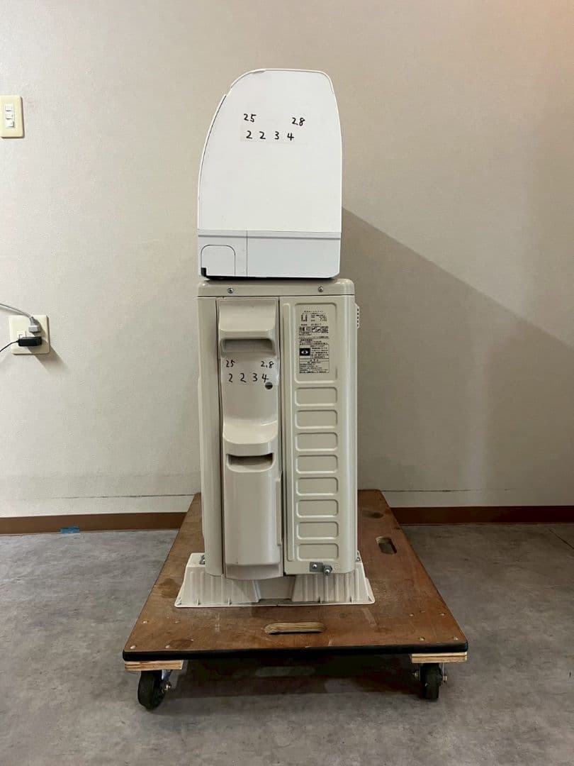 ◯2234 日立【RAS-WM28RE4】2025年製 10畳 エアコン 中古