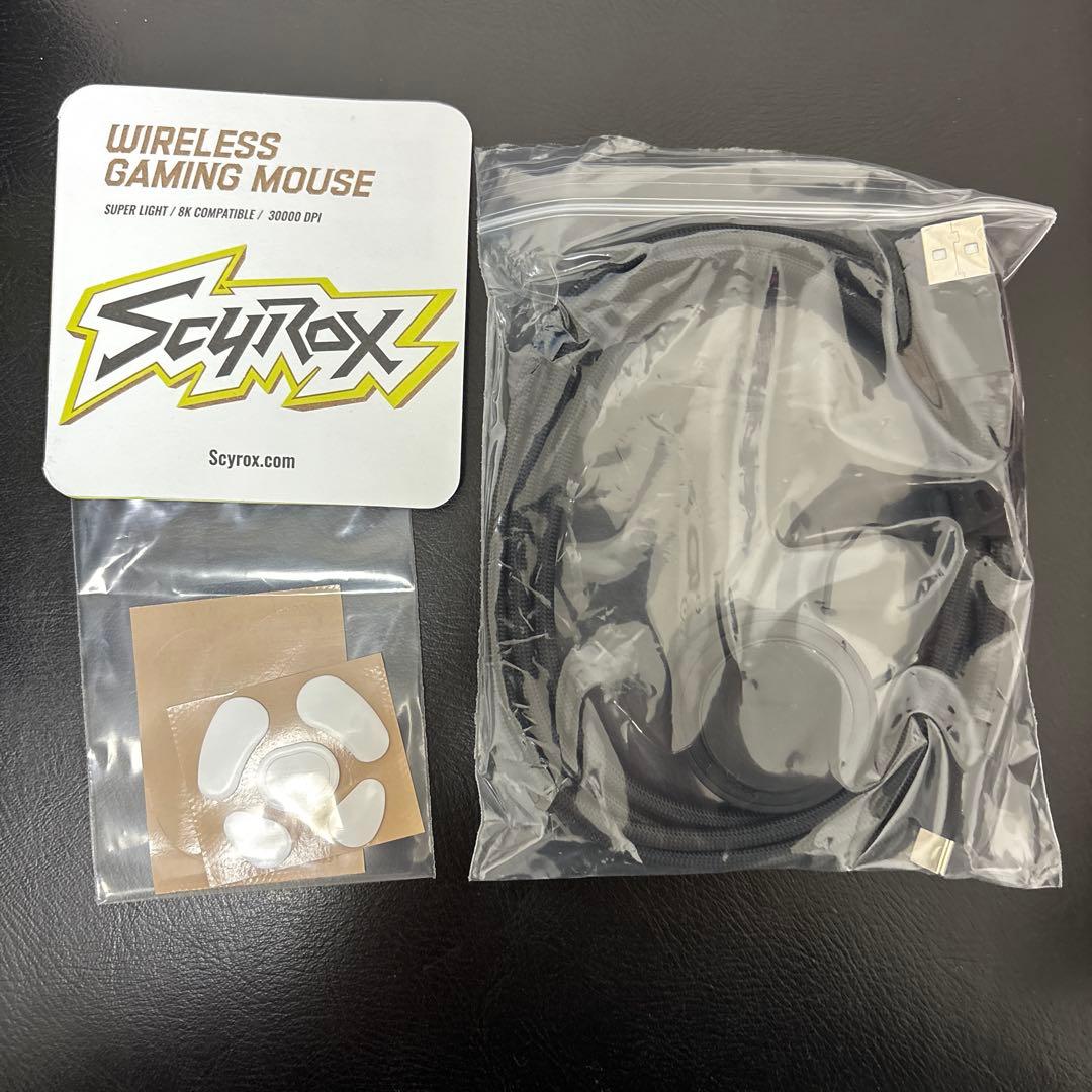 Scyrox V8 ブラック ワイヤレスゲーミングマウス