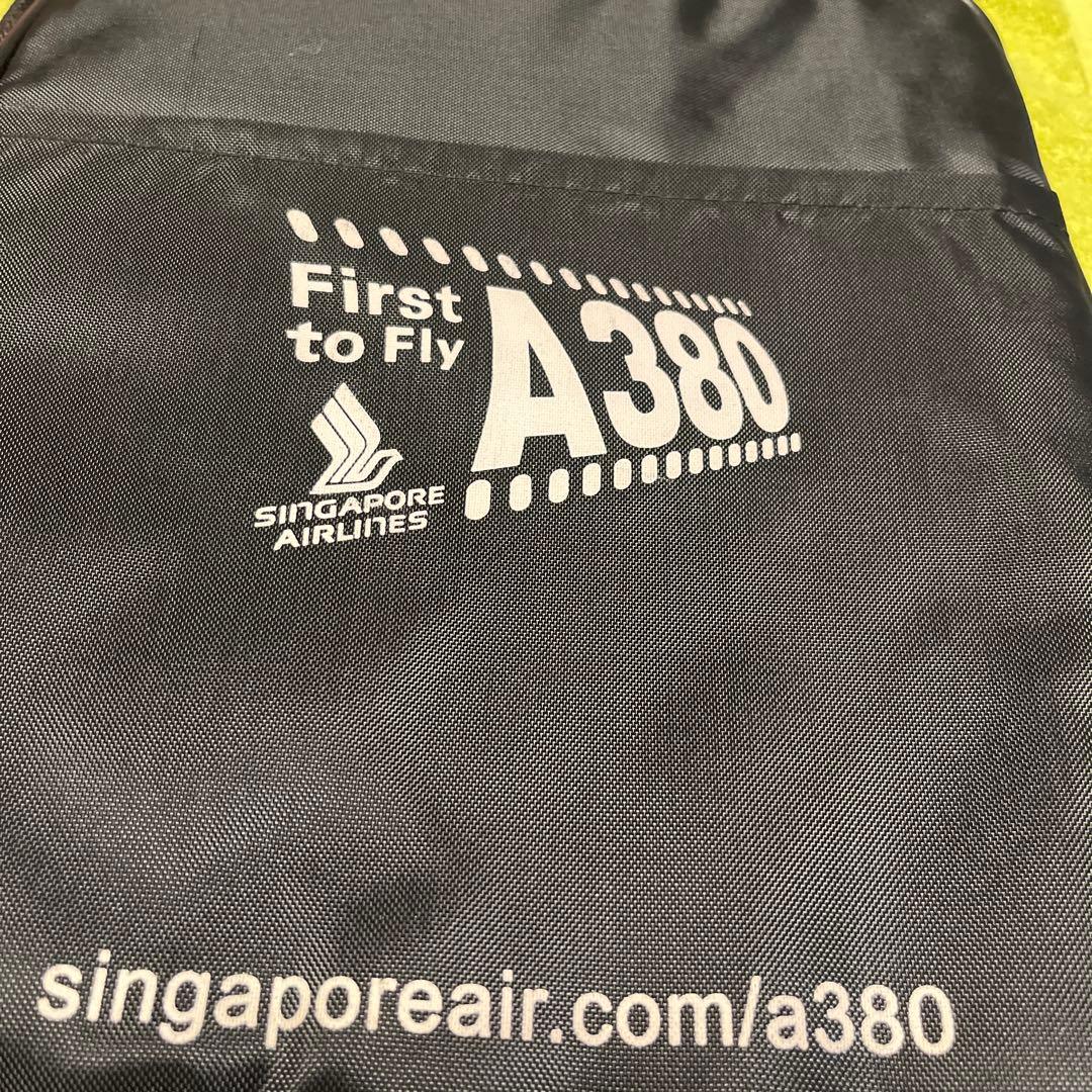 新品【SINGAPORE AIRLINS コンパクトボストンバック】【匿名発送】