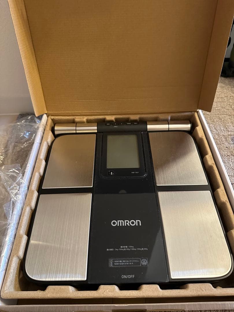 OMRON Karada Scan 702T 体脂肪計