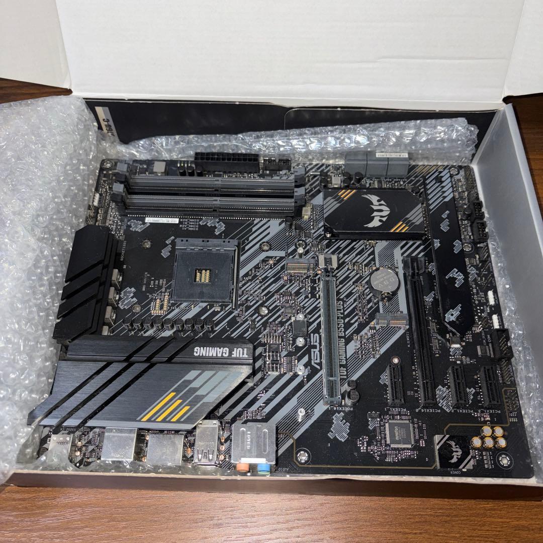 ASUS TUF Gaming B550-PLUS マザーボード
