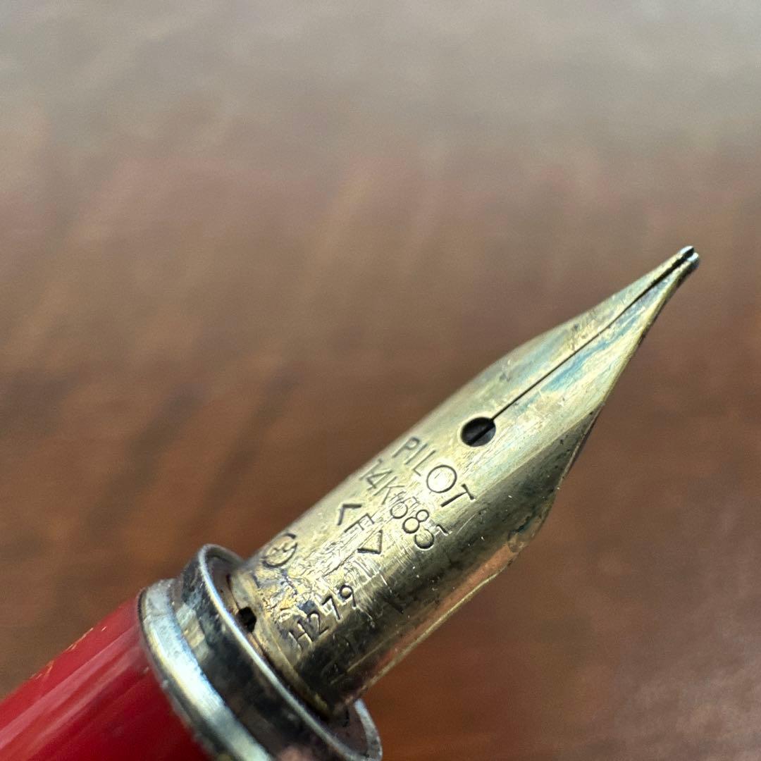 ★昭和レトロ★パイロット 万年筆 14K 585 F細字 レッド 赤天冠