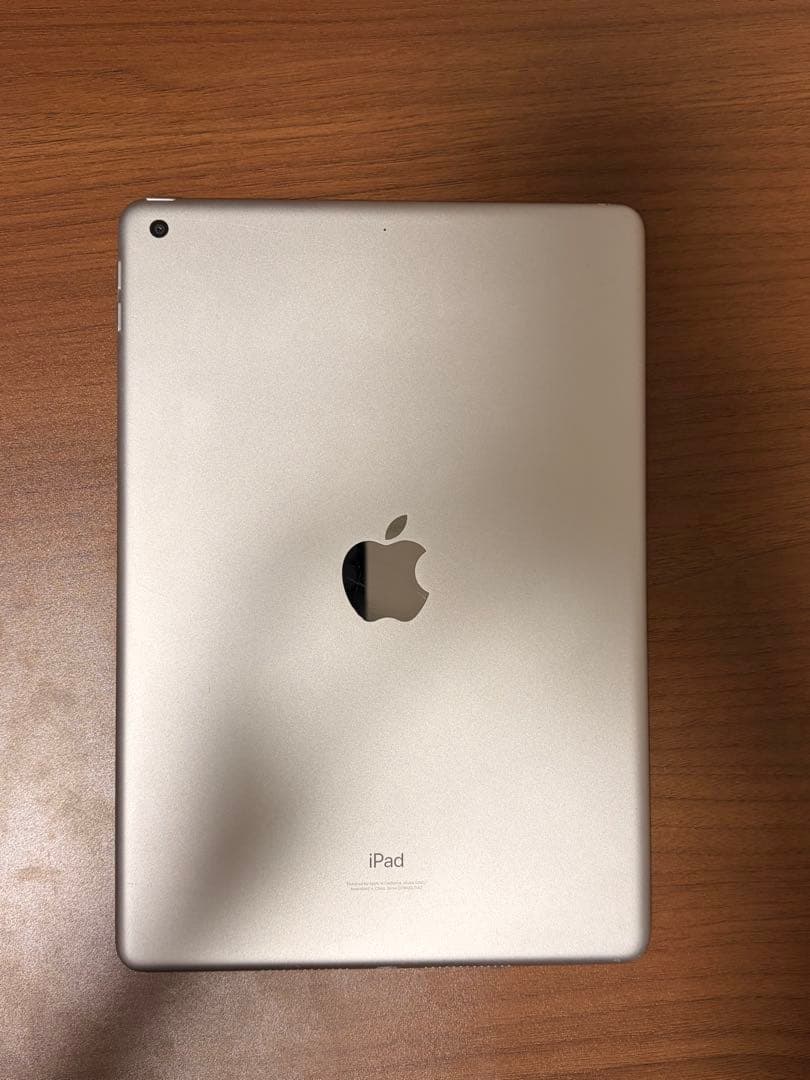 Apple iPad 第9世代　シルバー　64GB