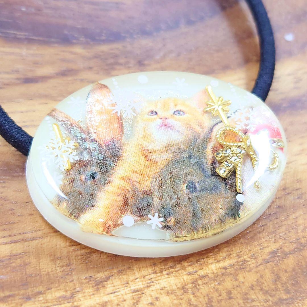 冬の猫とうさぎの仲良しヘアゴム ハンドメイド レジン ネックレス リボン