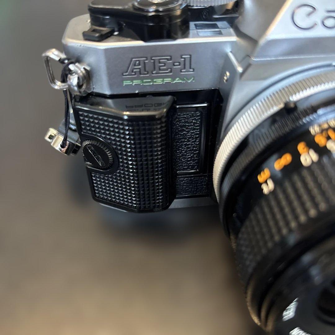 Canon AE-1 PROGRAM フィルムカメラ キャノン　一眼レフ　レトロ