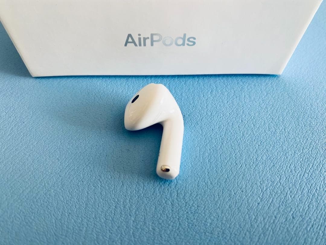 AirPods 第4世代 R片耳 右耳のみ イヤホン A3055 UYSH