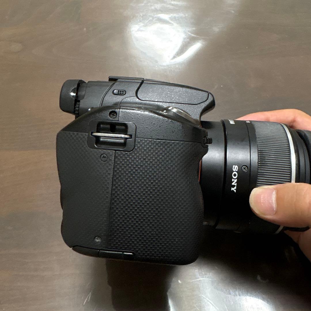 SONY α55 18-55 レンズ付　動作品　充電器　シャッター僅か5006枚