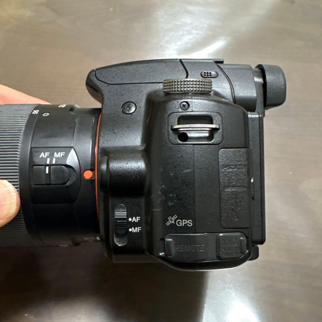 SONY α55 18-55 レンズ付　動作品　充電器　シャッター僅か5006枚