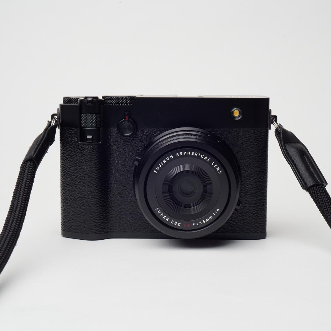 【GFX100RF ブラック】極美品 シャッター613回 木製グリップ等付属