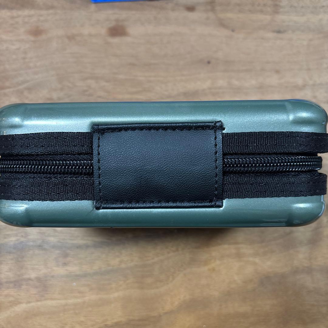 RIMOWA EVA航空 トラベルポーチ　メタリックカーキ　限定品