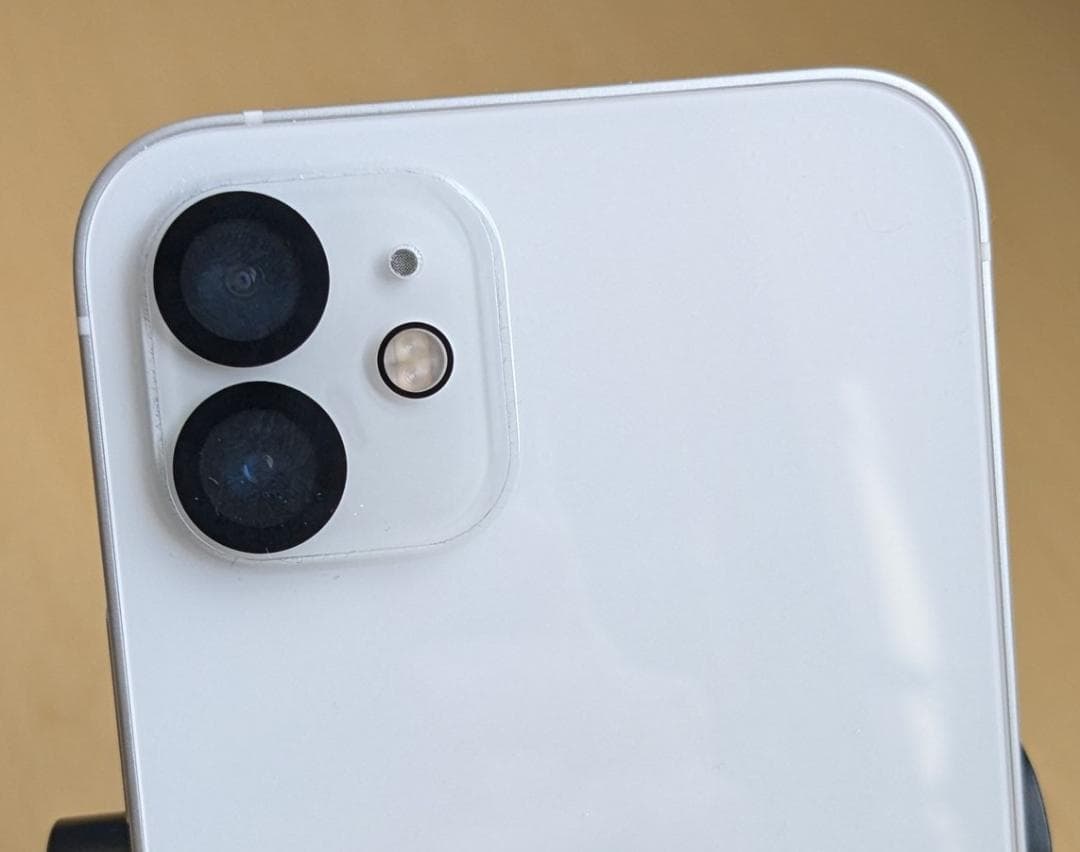 【美品】iPhone12 ホワイト 64GB　バッテリー95%　付属品完備