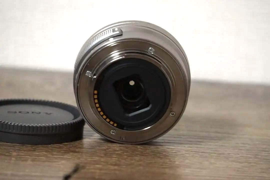 SONY E 3.5-6.3/16-50 OSS ズームレンズ　ソニー