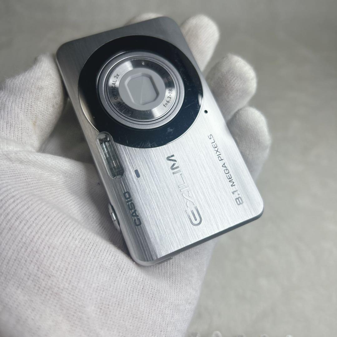 ✨美品✨ CASIO EXILIM EX-Z80 シルバー コンデジ　カメラ
