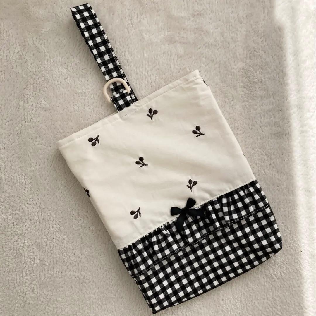 【ハンドメイド】入園入学グッズ(さくらんぼ刺繍×フリル×ギンガムチェック)