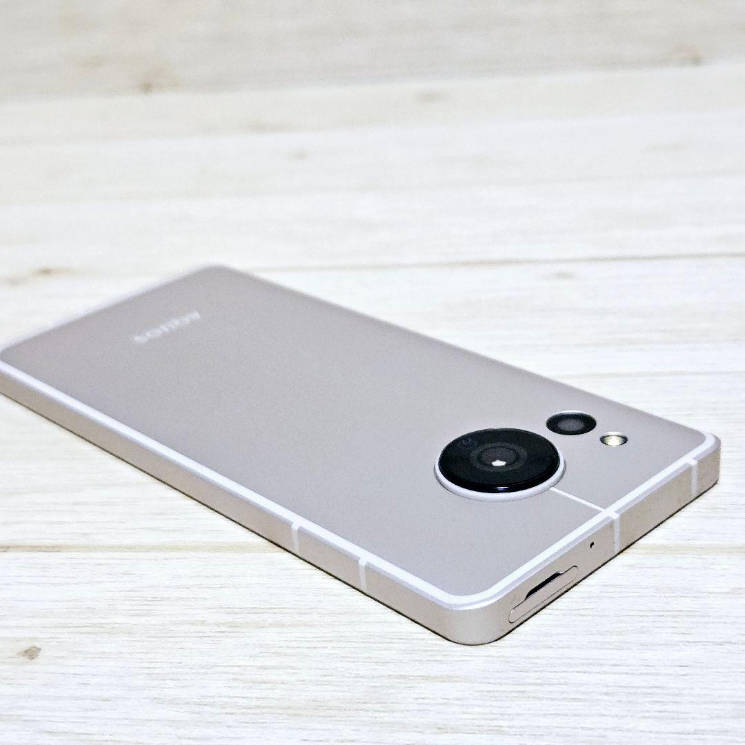 【極美品】動作品 AQUOS sense8 SH-M26 ライトカッパー 本体