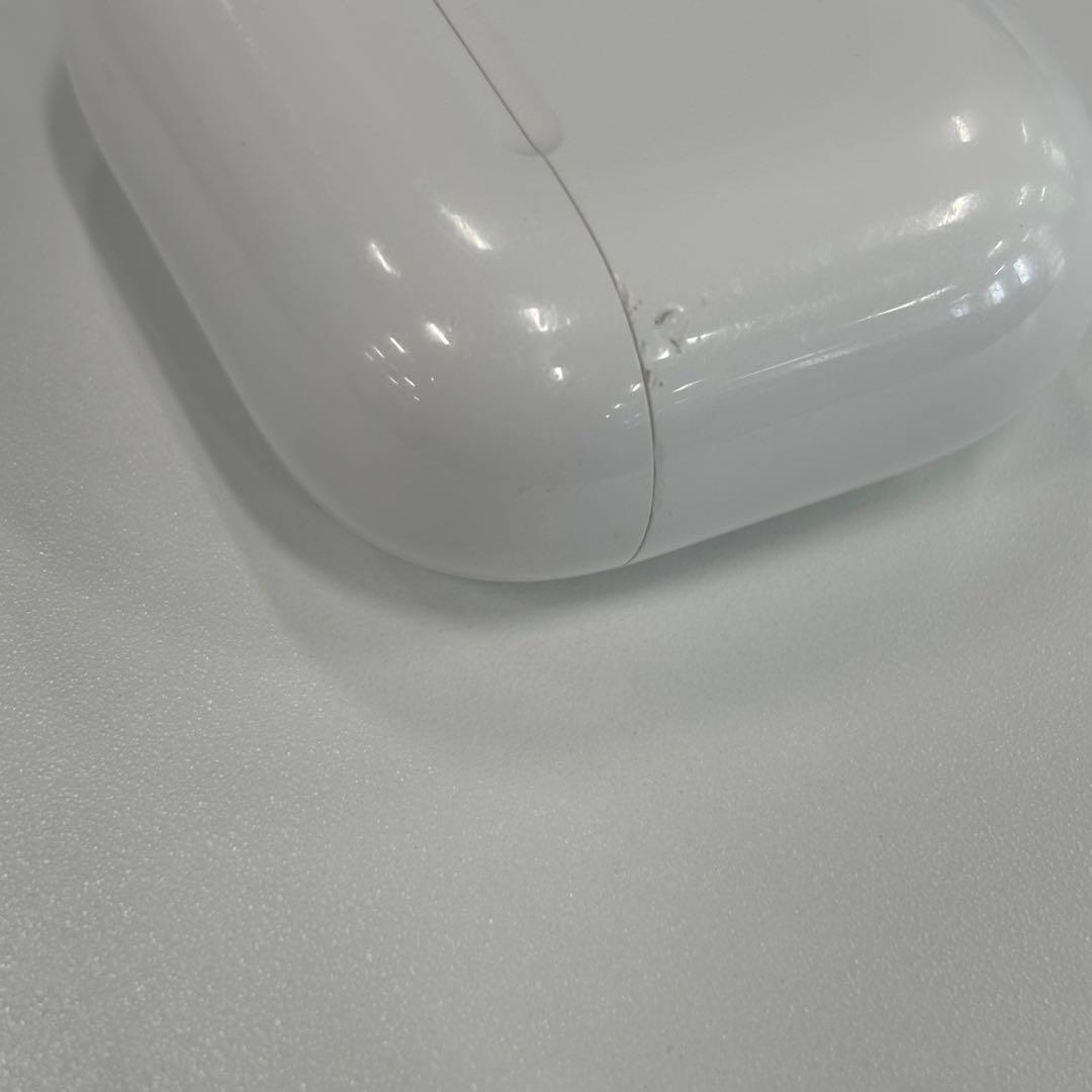 AirPods4 ケース+左耳 （L）