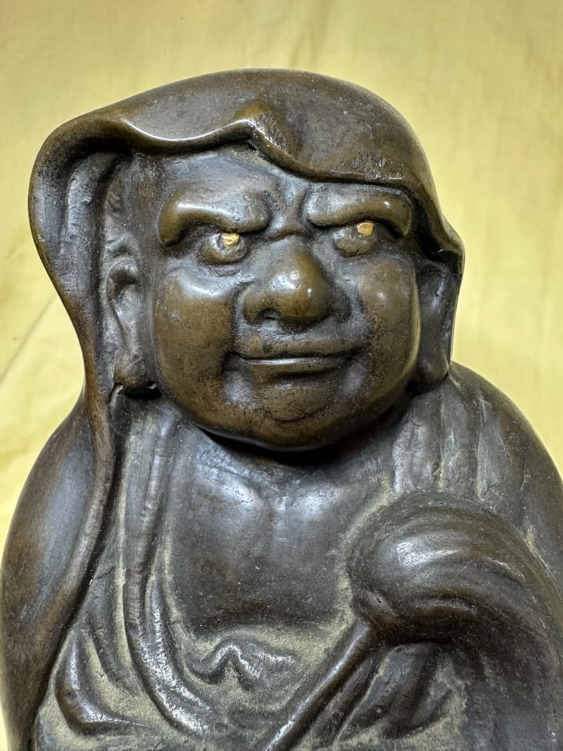 明治銅器・ブロンズ「達磨大師 立像 」嵌金眼球細工