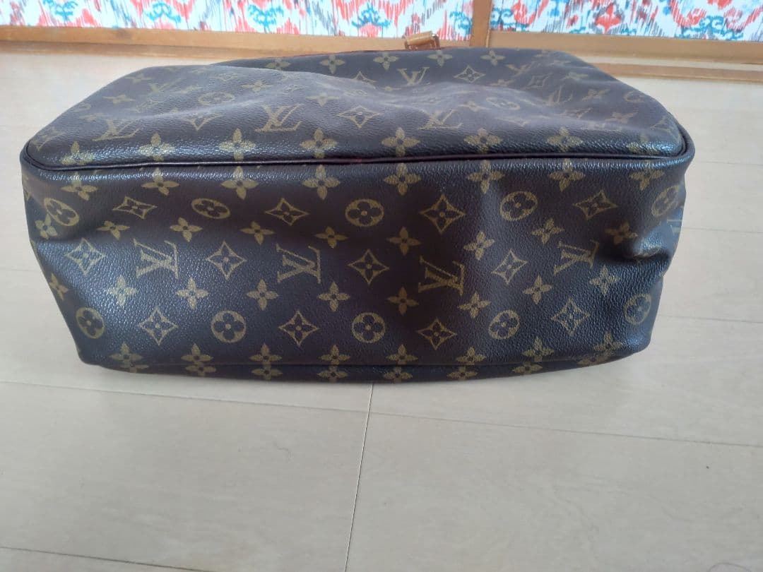 Louis Vuitton ボストンバッグ　ルイヴィトン　ドーヴィル