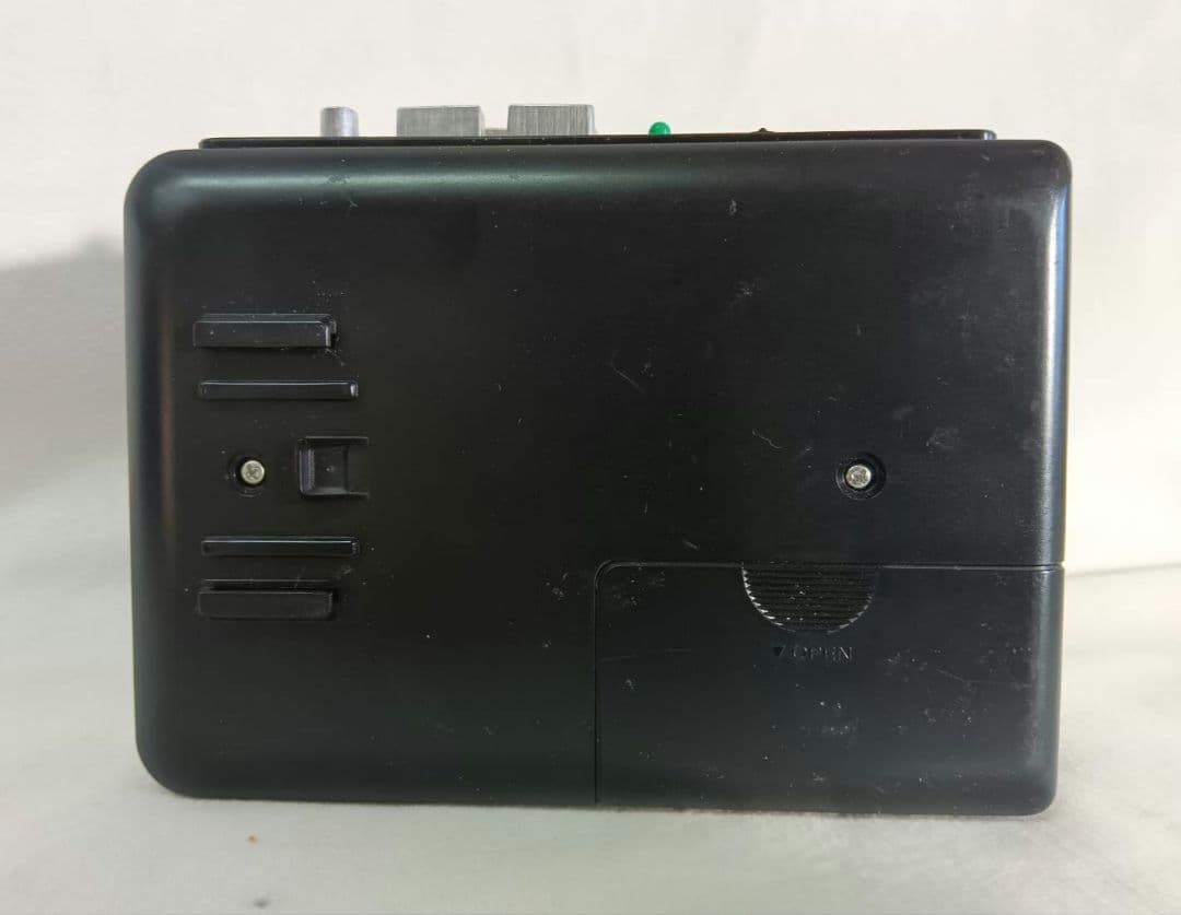 SONY WALKMAN カセットプレーヤー WM-B32　レトロ　ウォークマン