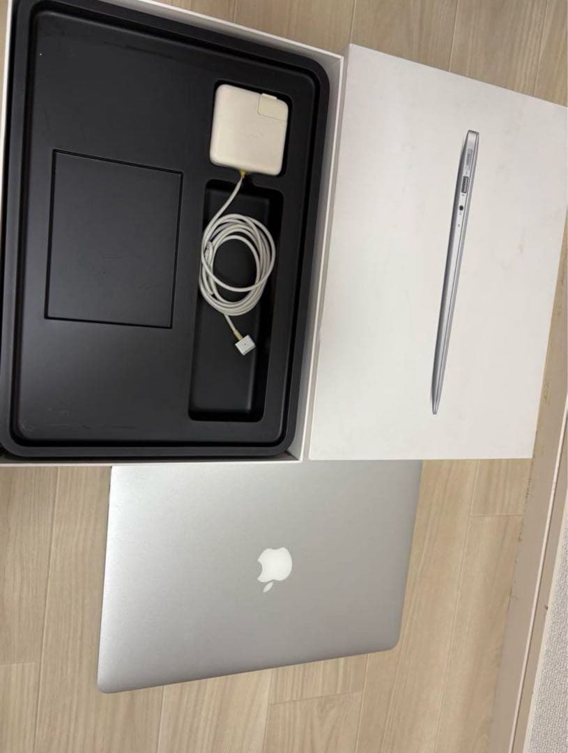 MacBook Air 13インチ Late 2012SSD128GB